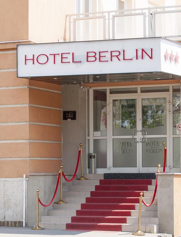Hotel Berlin Budapest Ngoại thất bức ảnh