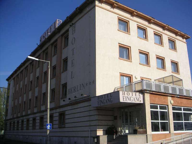 Hotel Berlin Budapest Ngoại thất bức ảnh